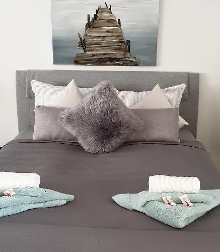 Sharky Ferienwohnung In Bahnhofsnaehe